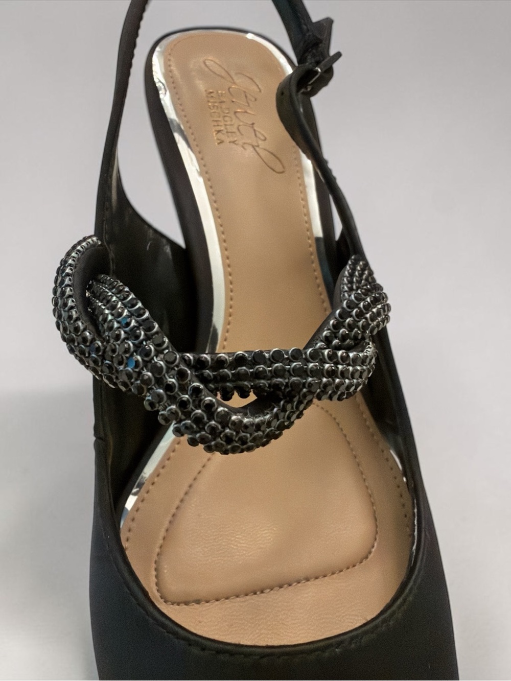 Jewel Badgley Mischka Black Pointed Slingback Heels with Beaded Knot Detail - Picture 5 of 6